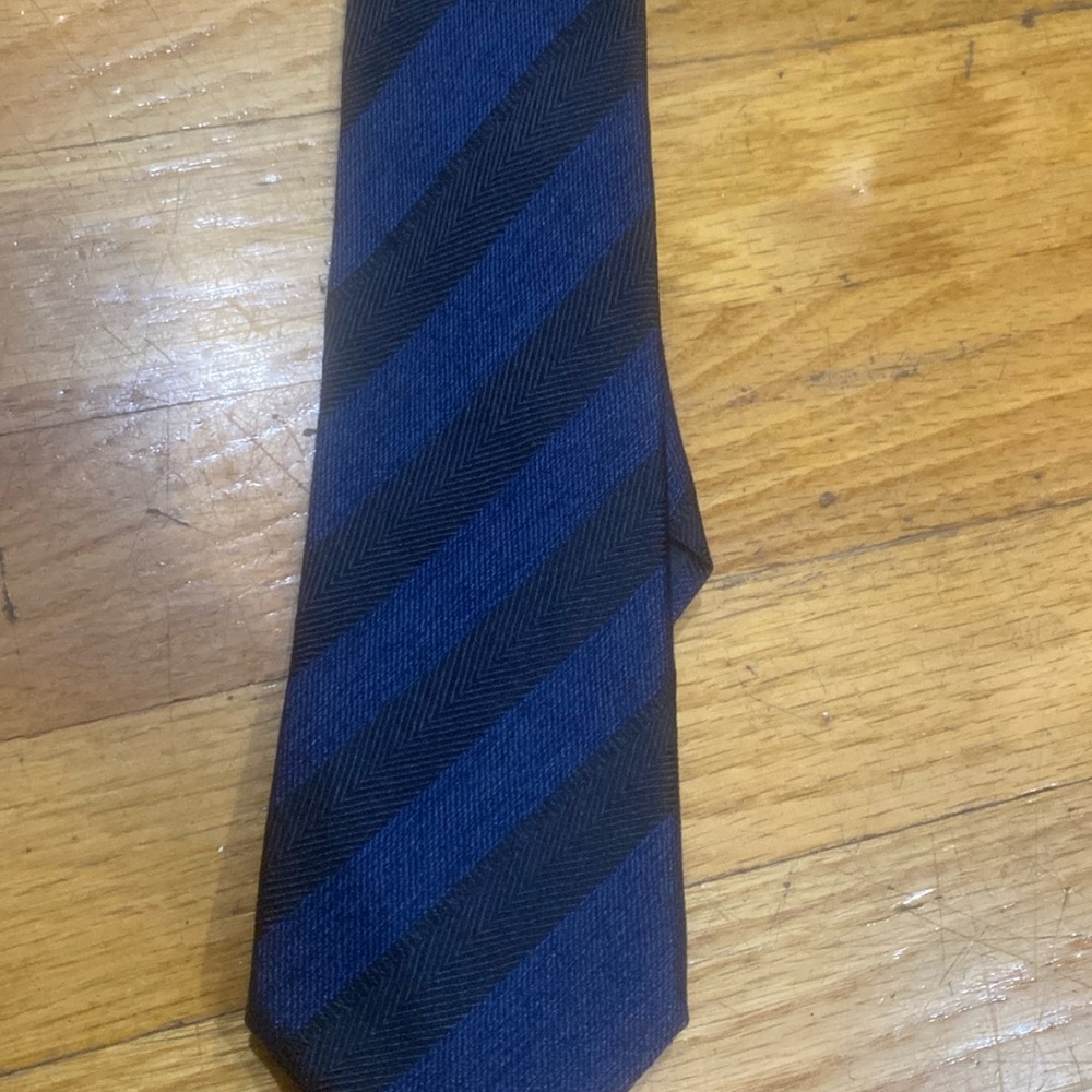 Men’s Fendi tie